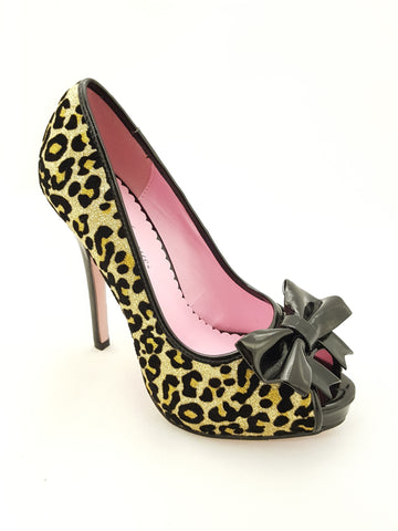 Leopard Print 4" heels by Leg Avenue